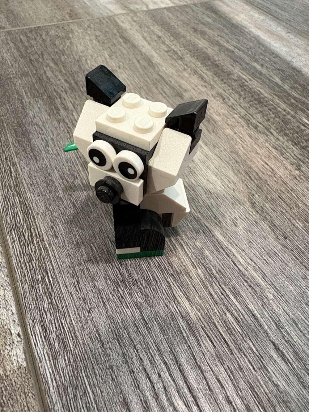 Lego Mini Build Panda - Picture 5 of 5